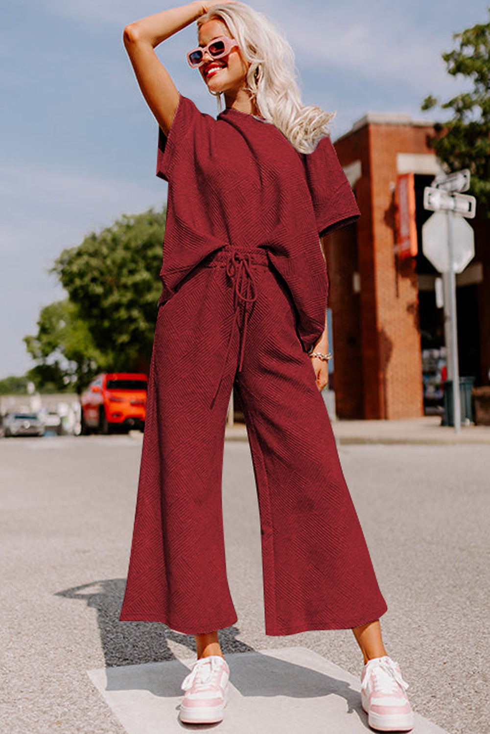 Brown Textured Loose Fit T Shirt and Drawstring Pants Set