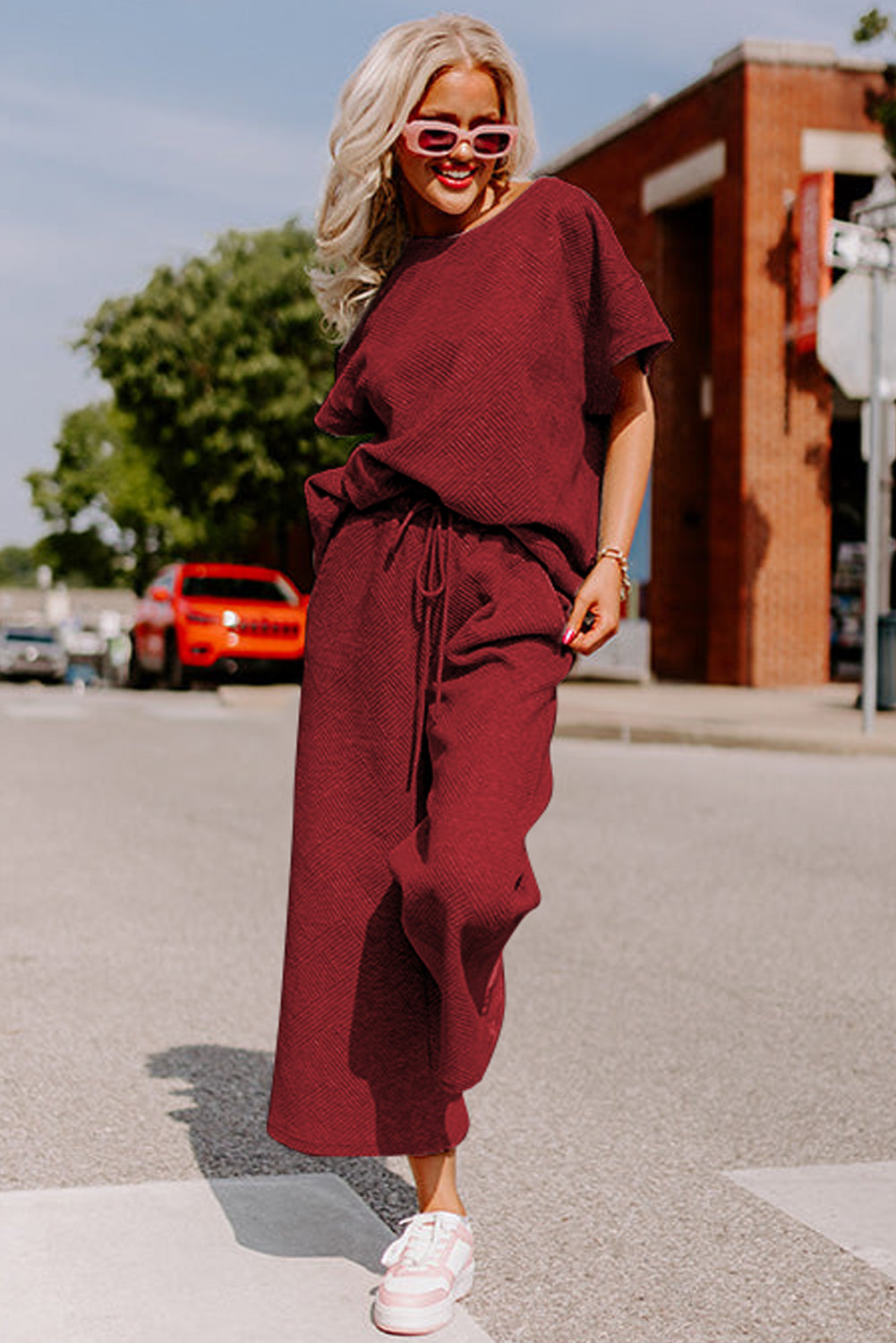 Brown Textured Loose Fit T Shirt and Drawstring Pants Set