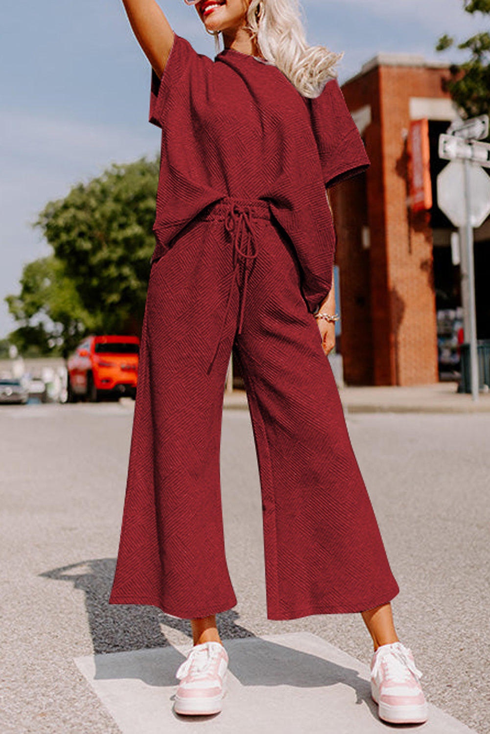 Brown Textured Loose Fit T Shirt and Drawstring Pants Set